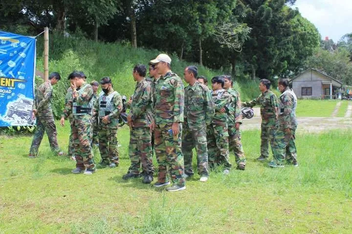 Keseruan Paintball Puncak