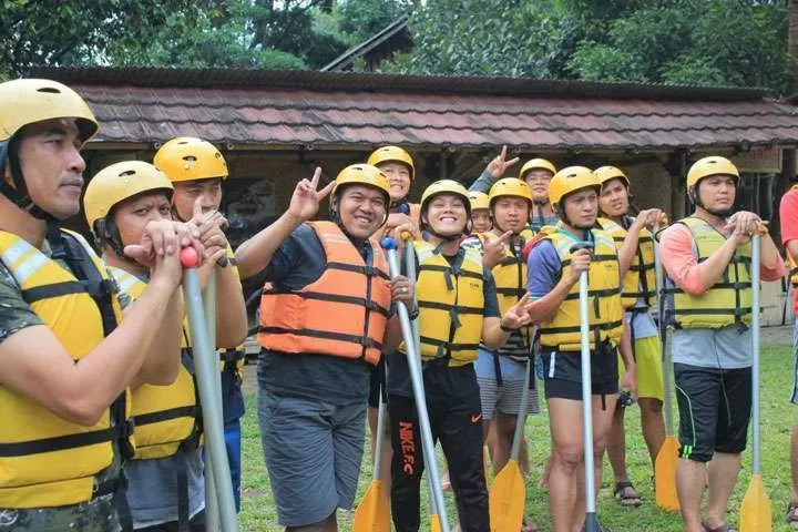 Pengalaman Rafting Di Puncak