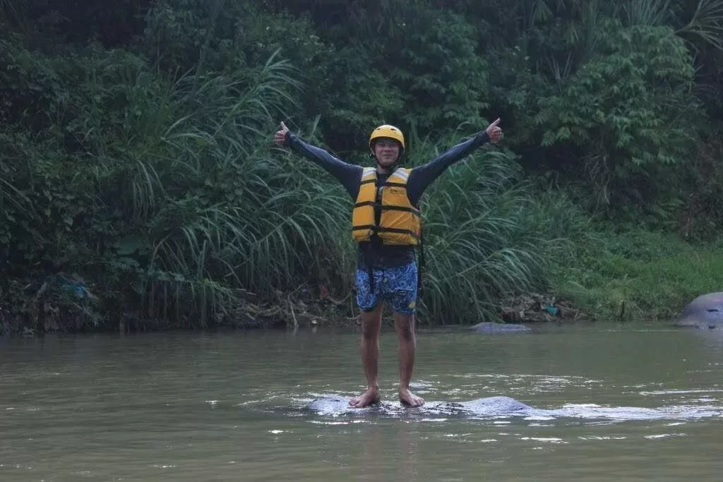 Pengalaman Rafting Di Puncak