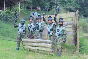 Arung Jeram Di Puncak