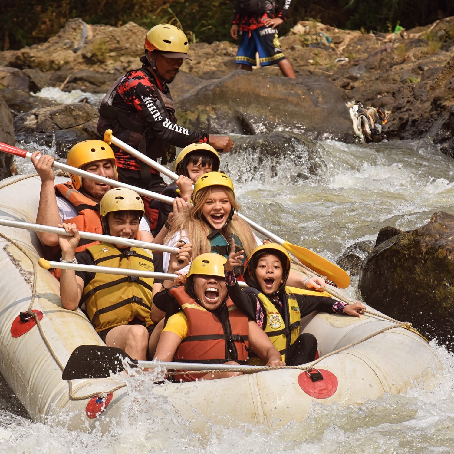 Wisata Rafting Puncak Bogor