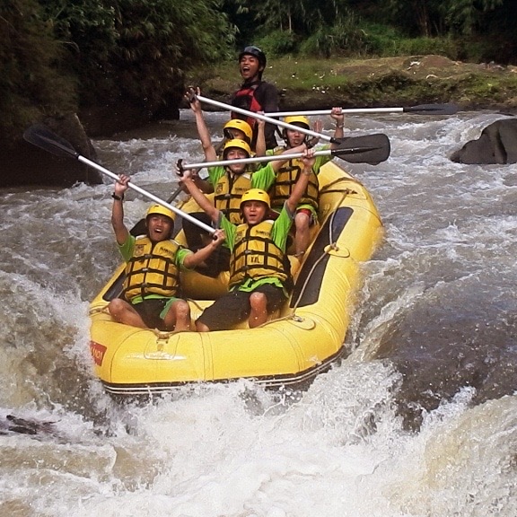 Wisata Rafting Puncak Bogor