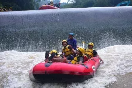 Rafting Di Sentul Bogor