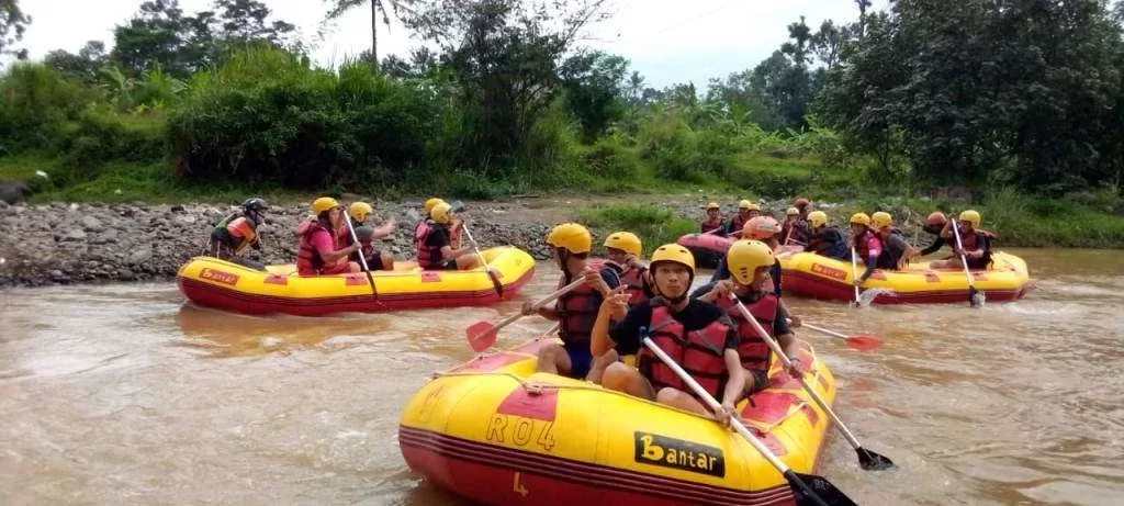 Paket Rafting Cisadane Bogor: Aksi Seru Di Sungai Cisadane