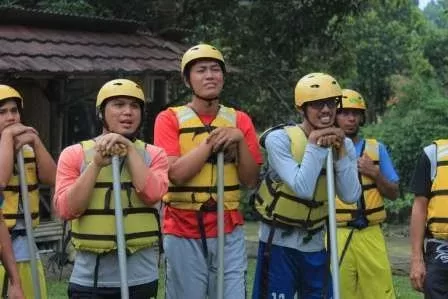 Rafting Seru Di Aliran Sungai Cisadane Bogor: Nikmati Sensasi Petualangan Yang Mengasyikkan!