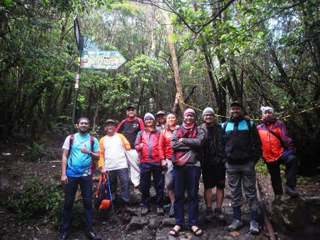 Jasa Porter Gunung Gede Pangrango