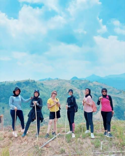Paket trekking sentul bogor