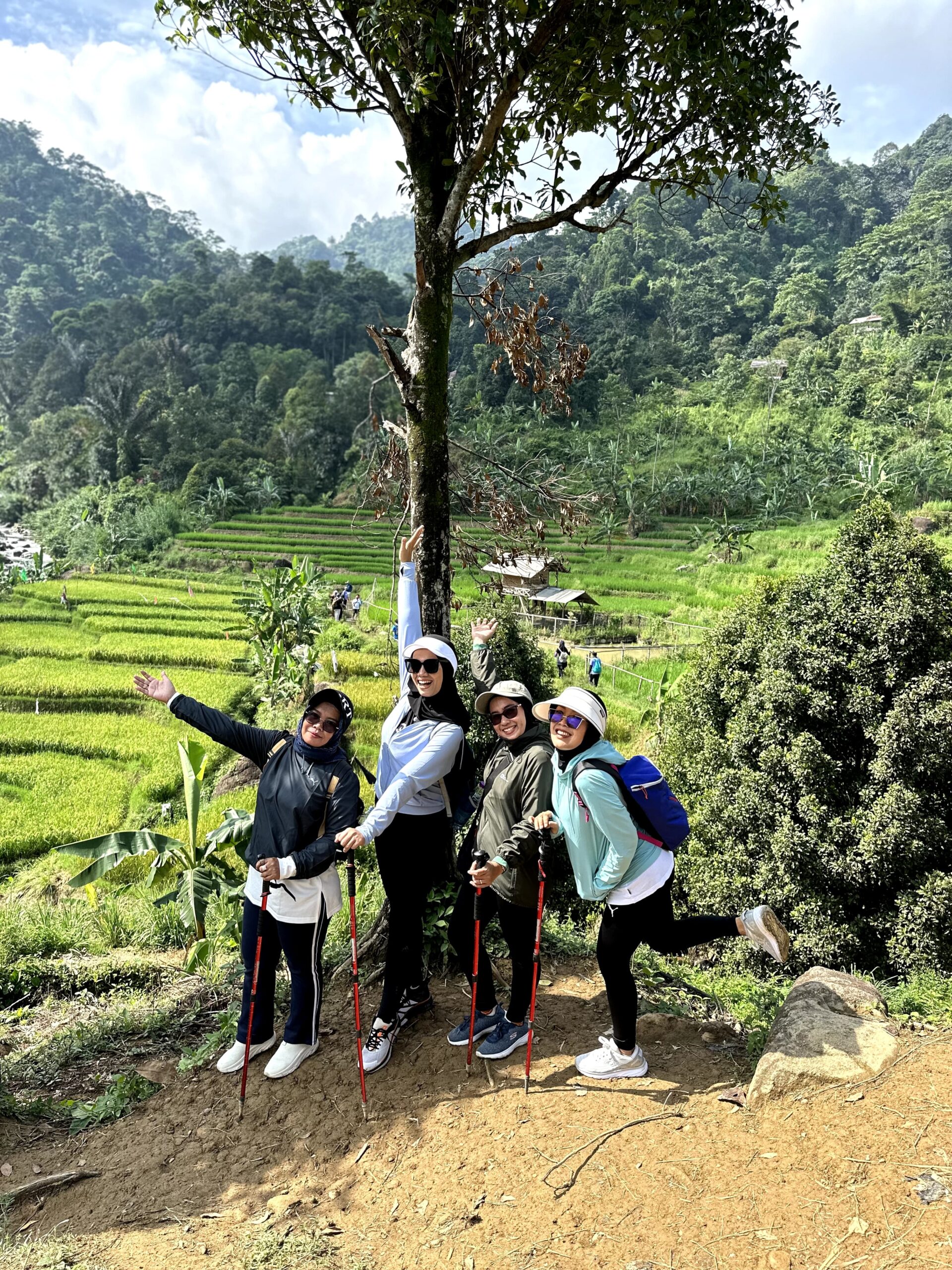 Trekking Di Sentul
