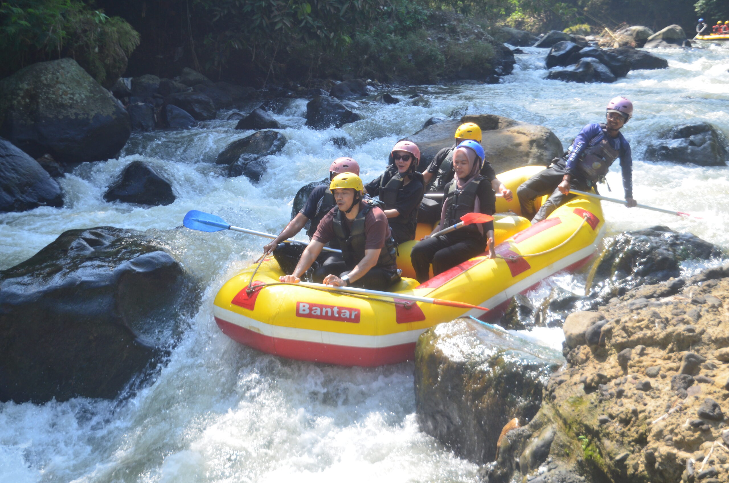 Harga Paket Rafting Di Puncak Bogor Rafting Cisadane : Cek Harga Paket Rafting Di Puncak Bogor Terbaru