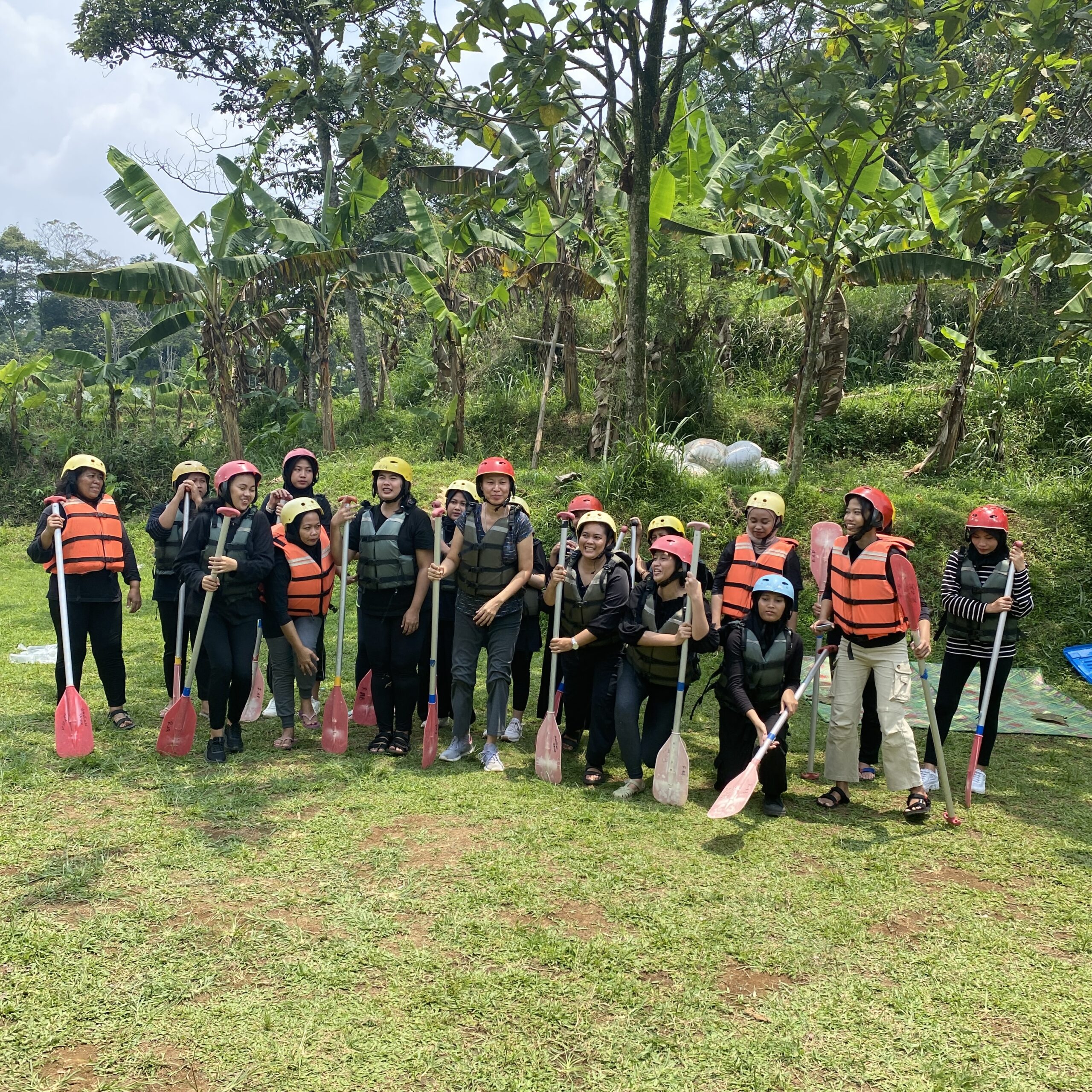 Harga Paket Rafting Di Puncak Bogor