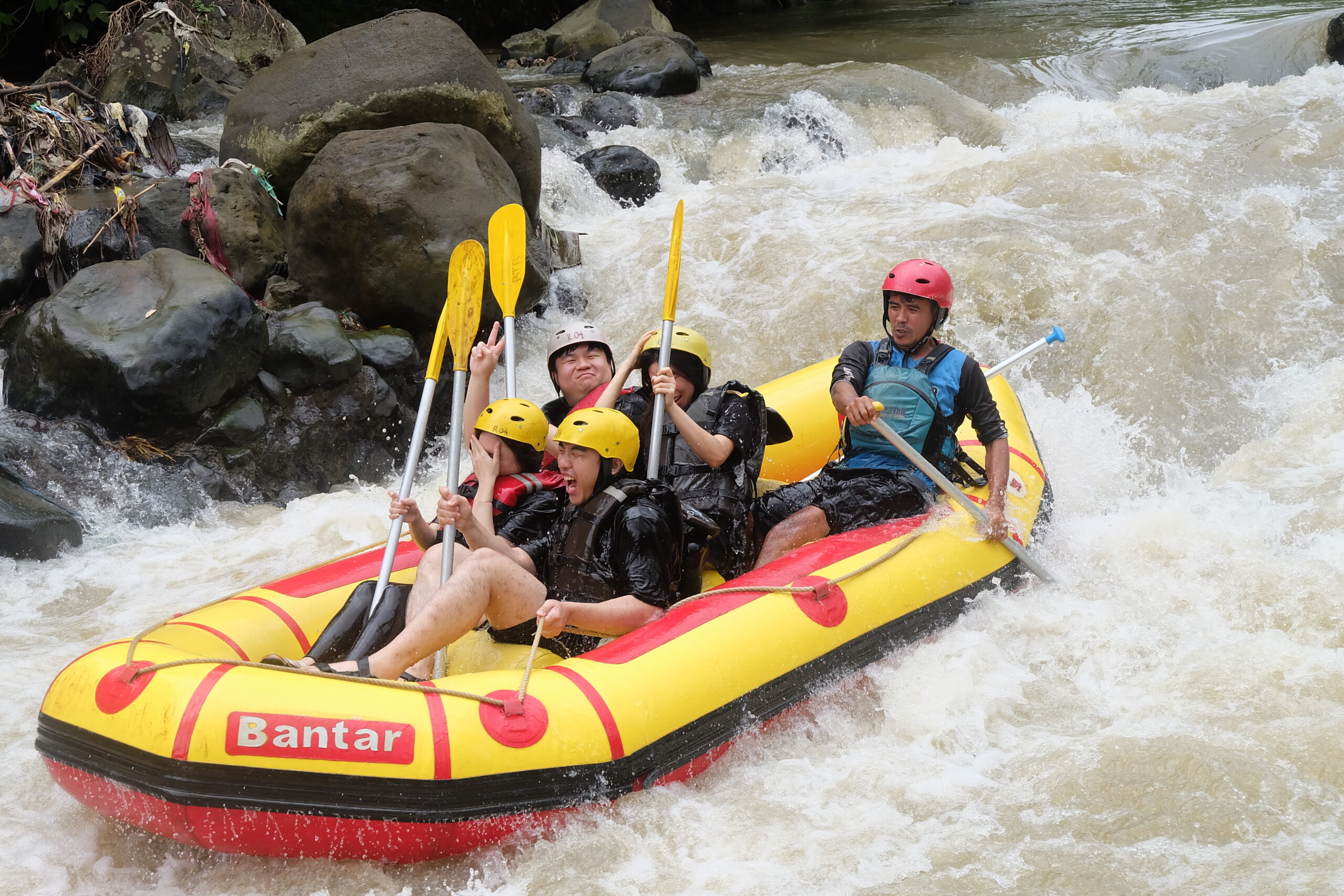 11 Tempat Rafting Di Bogor