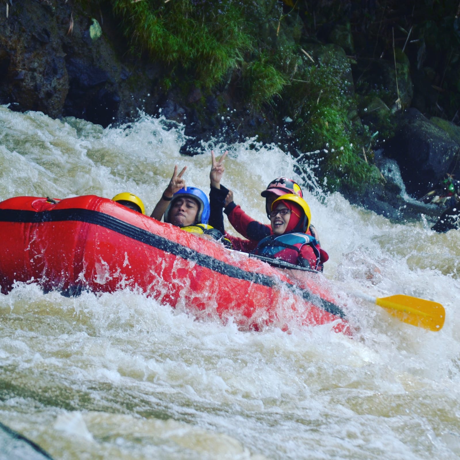 Tempat Rafting Bogor 2026