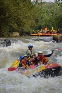 Inilah Tempat Wisata Rafting Di Bogor