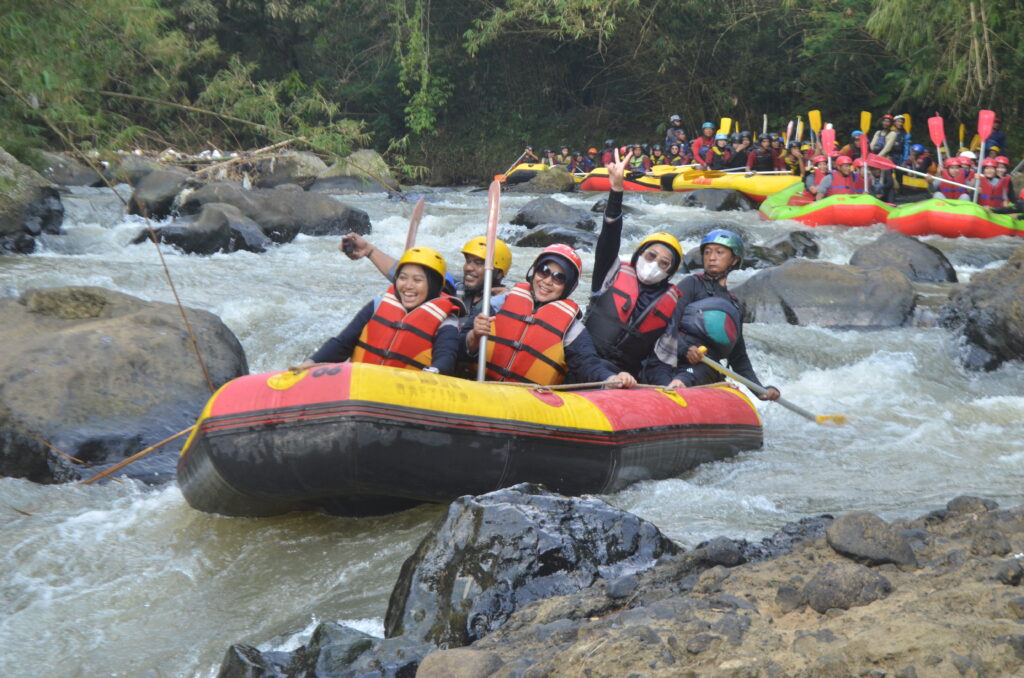 Inilah Tempat Wisata Rafting Di Bogor