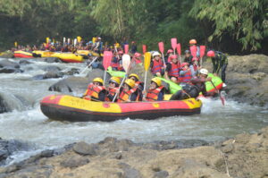 Tempat Arung Jeram / Rafting Di Bogor Panduan Lengkap Tempat Arung Jeram / Rafting Di Bogor &Amp; Paket Kombo Outbound Verza Management