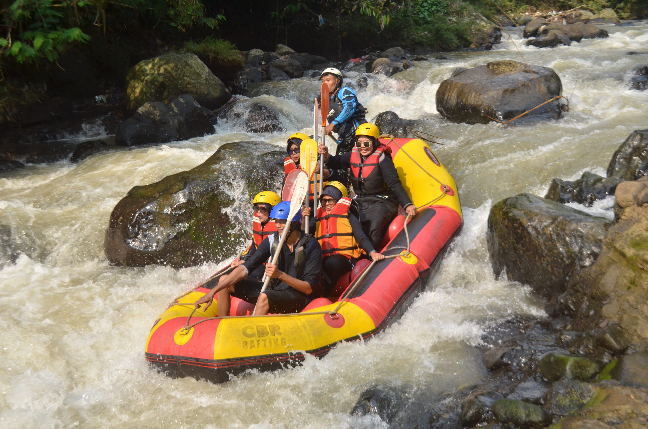 Tempat Arung Jeram / Rafting Di Bogor Panduan Lengkap Tempat Arung Jeram / Rafting Di Bogor &Amp; Paket Kombo Outbound Verza Management
