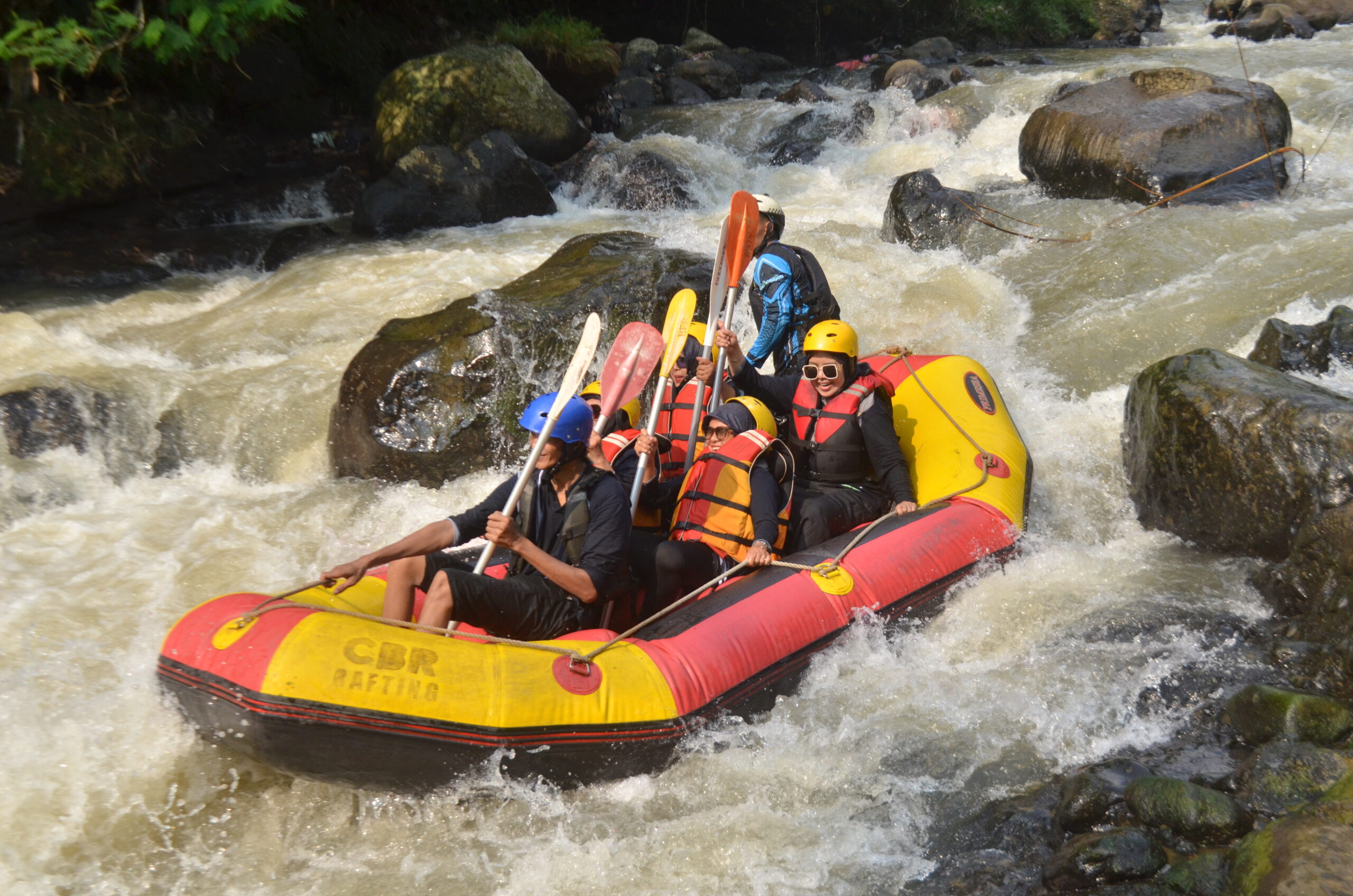 Tempat Arung Jeram / Rafting Di Bogor Panduan Lengkap Tempat Arung Jeram / Rafting Di Bogor &Amp; Paket Kombo Outbound Verza Management