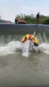 Rekomendasi Tempat Arung Jeram / Rafting Di Bogor Terbaik Tahun 2026 Di Sungai Cisadane