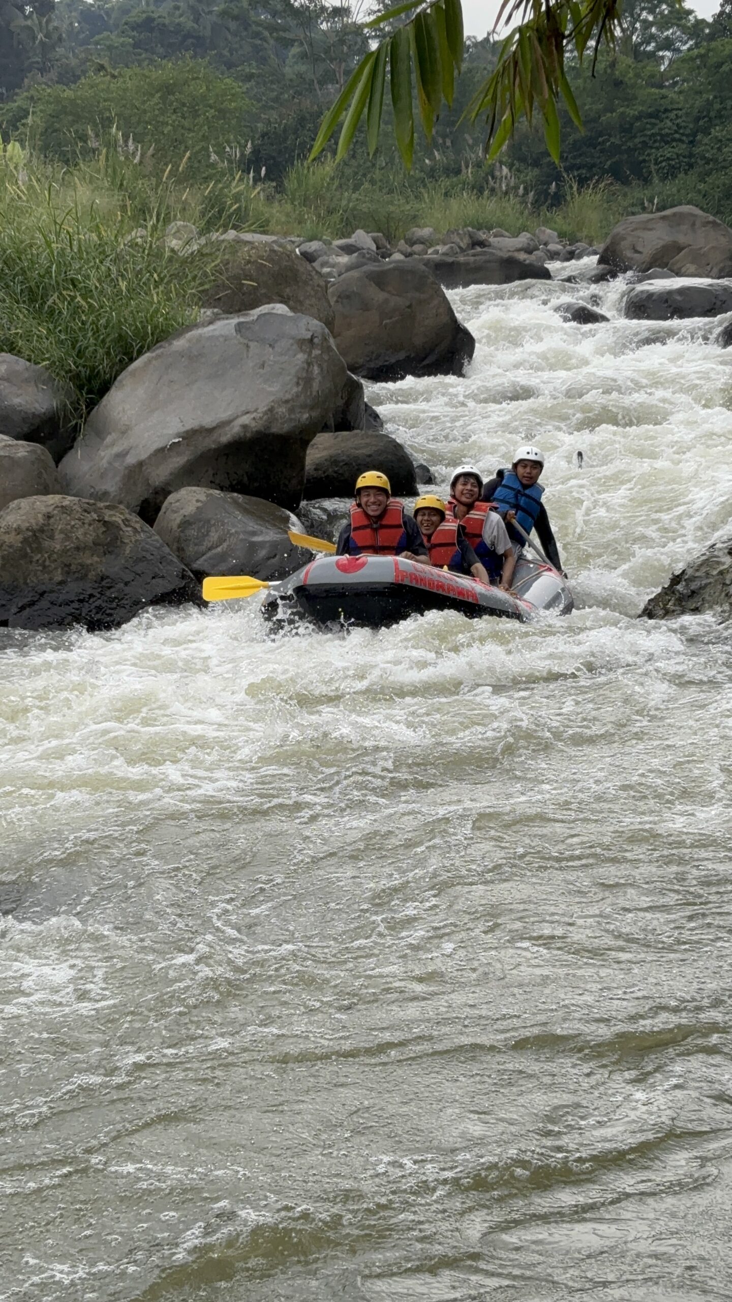 Tempat Rafting Perusahaan Bogor